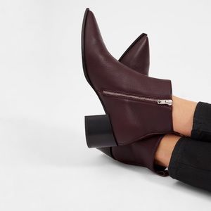 Everlane Boss Boot Pebble Leather Burgundy